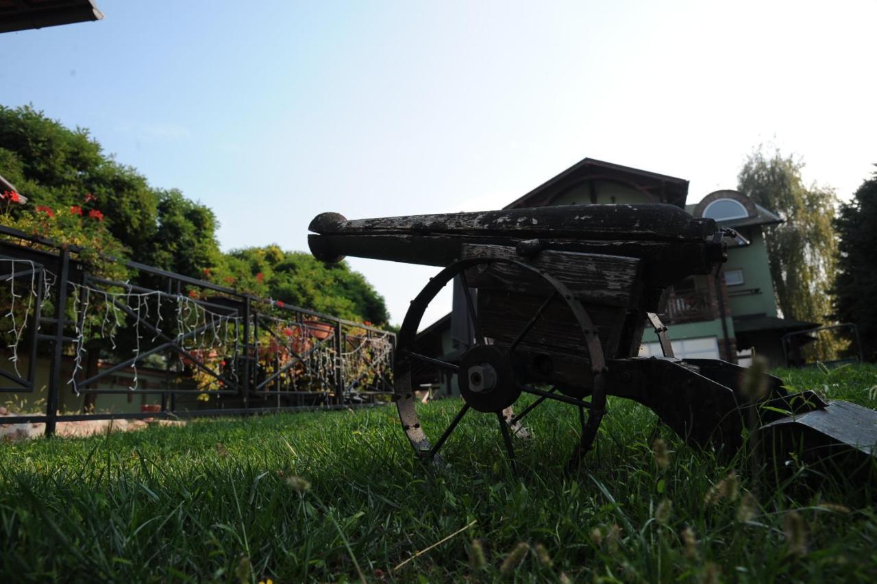 Vila Odmor Na Dunavu Beocin Dış mekan fotoğraf
